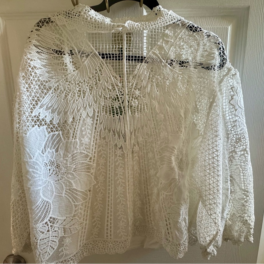 FARM Rio White Lace Top - Picture 3 of 3